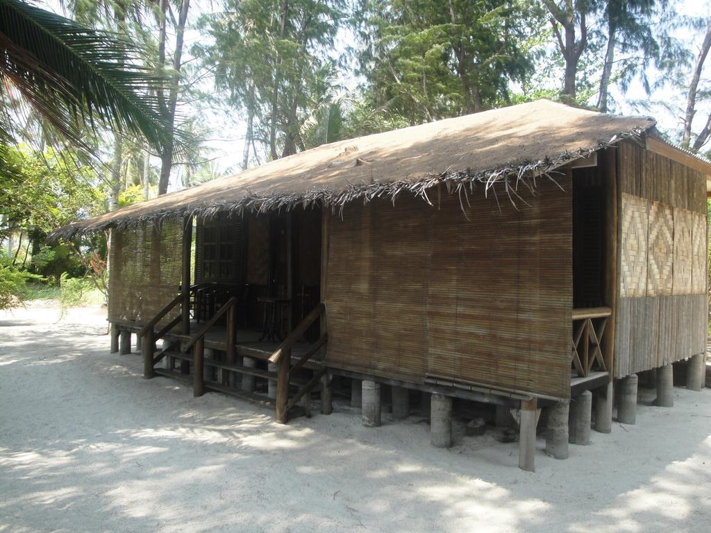 Menjangan Resort Karimunjawa Værelse billede