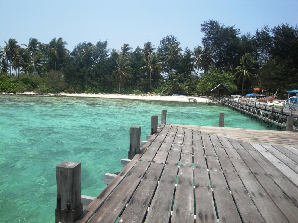 Menjangan Resort Karimunjawa Værelse billede